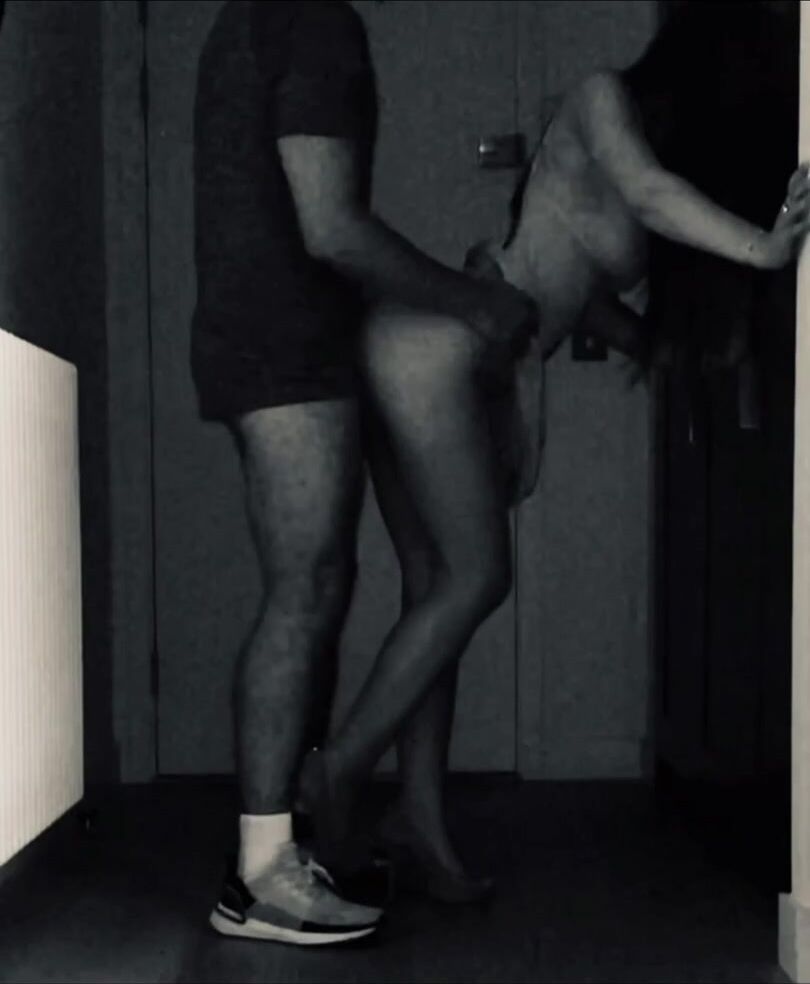 Watching him drill her from the side (fantasy)