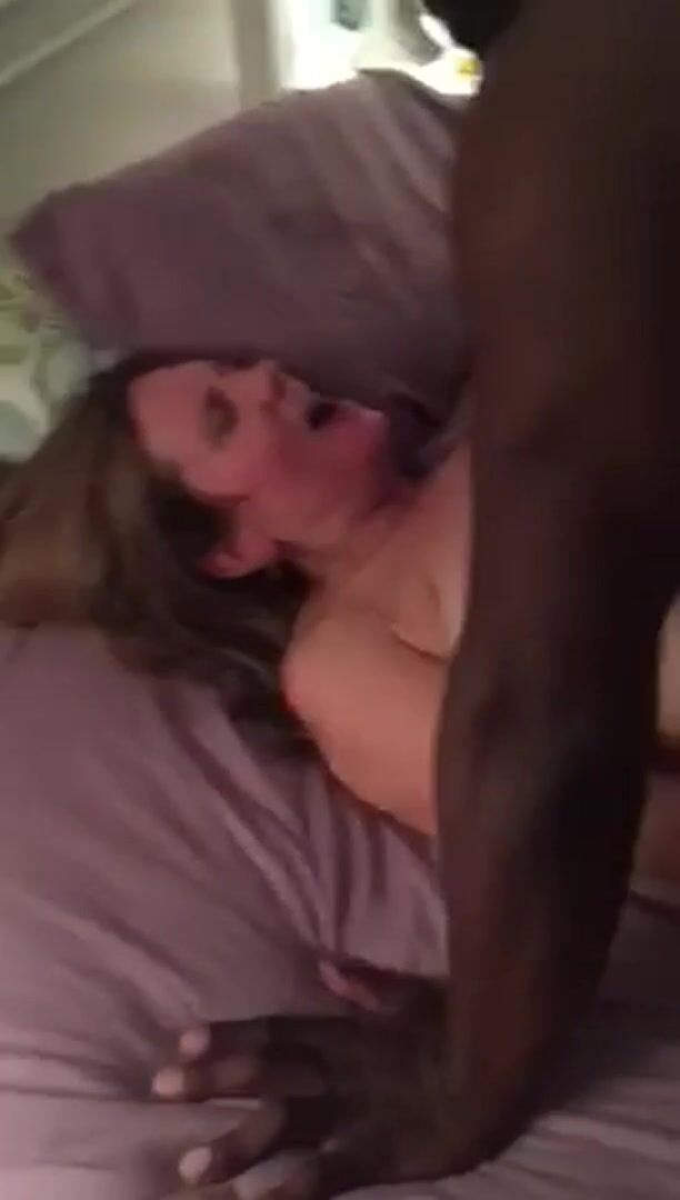 Wife fucked into ecstasy by first bbc